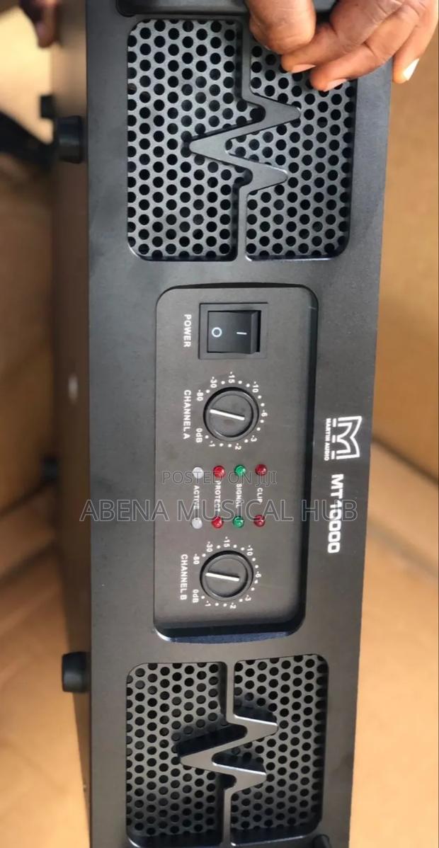 Mid Amplifier/Martin Audio 1000watt 2in1 · Photo 1