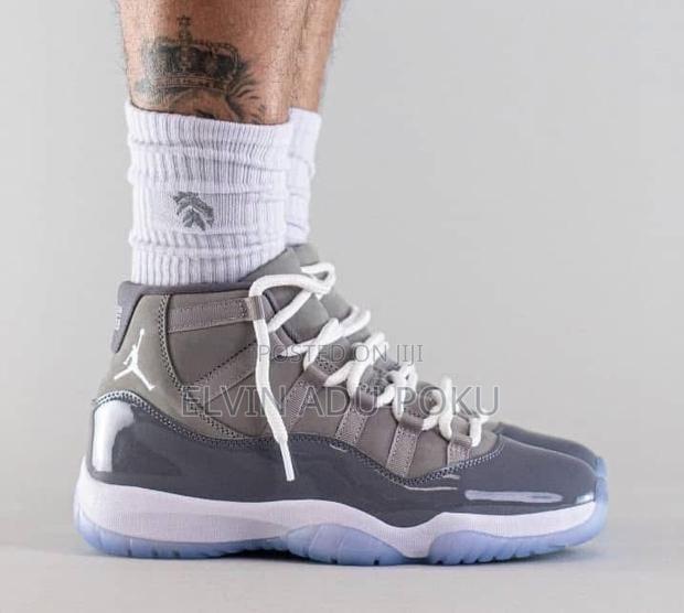 Air Jordan 11 Retro "Cool Grey” · Photo 1