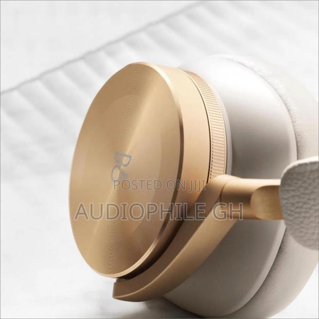 Bang Olufsen Beoplay H95 Noise Cancelling Headphones · Photo 6