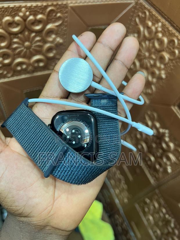 Apple Watch Series 10 46mm · Photo 6