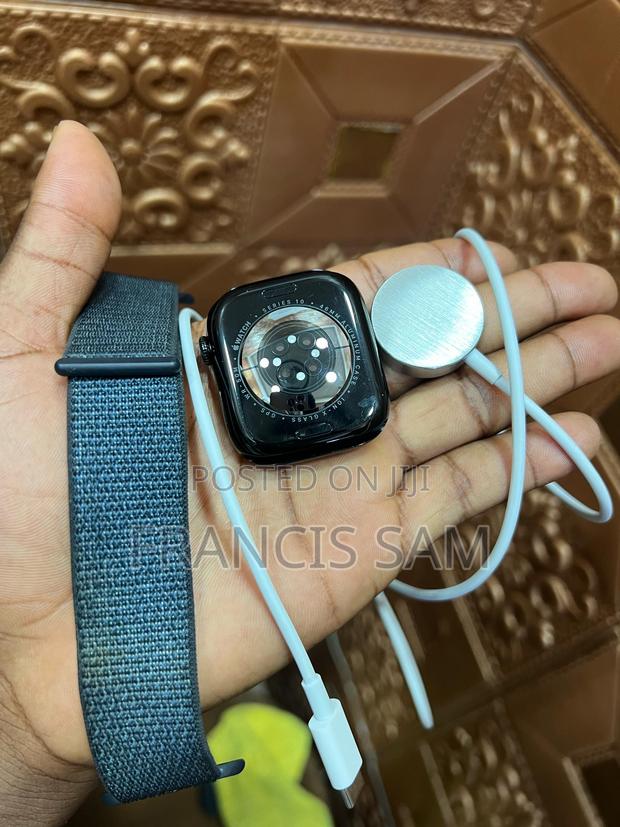 Apple Watch Series 10 46mm · Photo 3