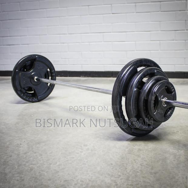 Olympic Barbell Weightlifting Bar · Photo 5