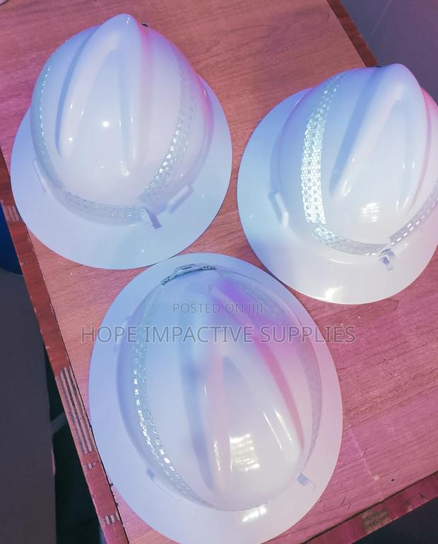 Underground Mining Helmet With Reflectors. · Photo 1