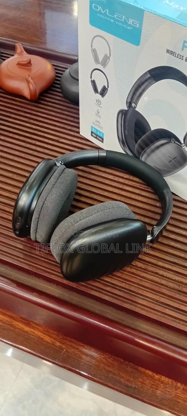 Wireless Bluetooth Headset · Photo 3