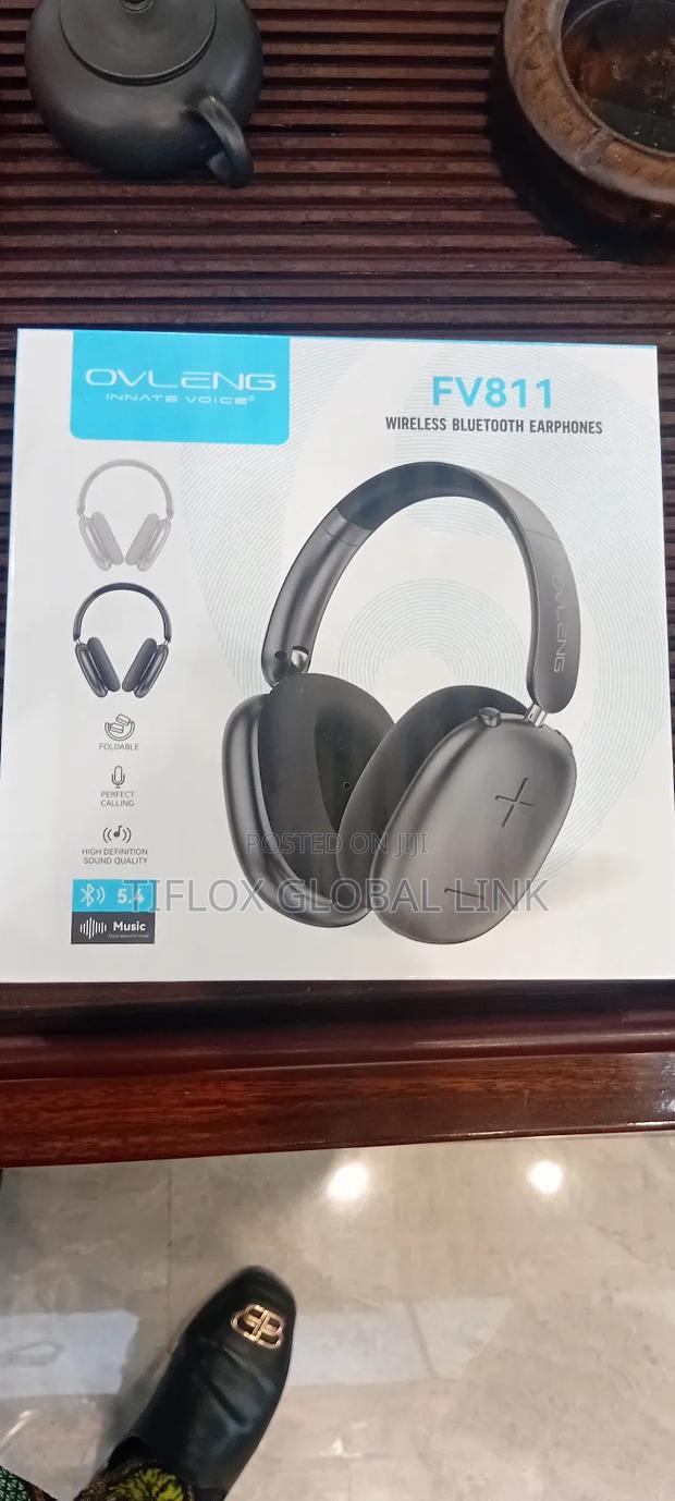 Wireless Bluetooth Headset · Photo 4