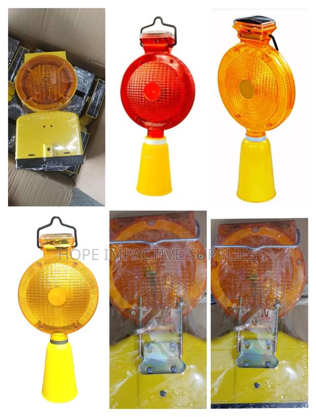 Construction Solar Warning Led Light. · Photo 1