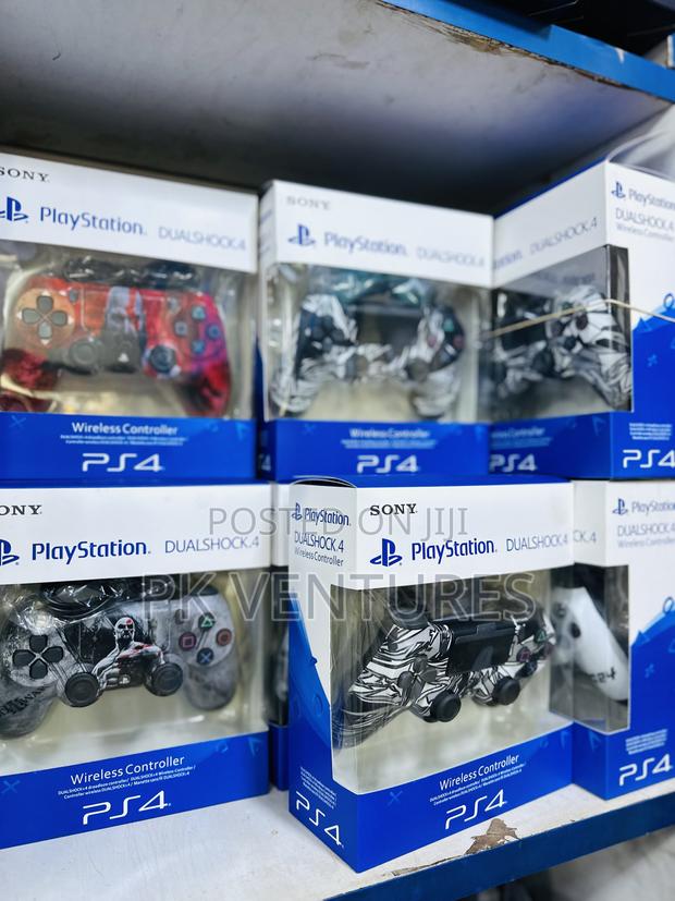 Ps4 Customized Controller · Photo 1