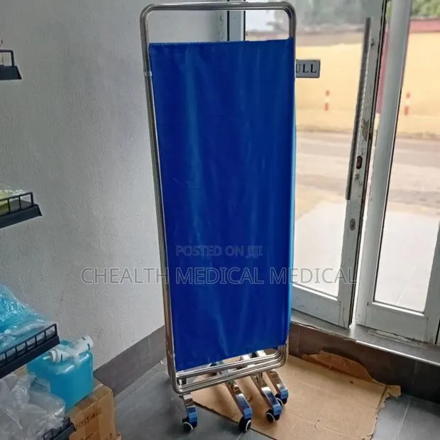 4 Folds Ward Screen · Photo 1