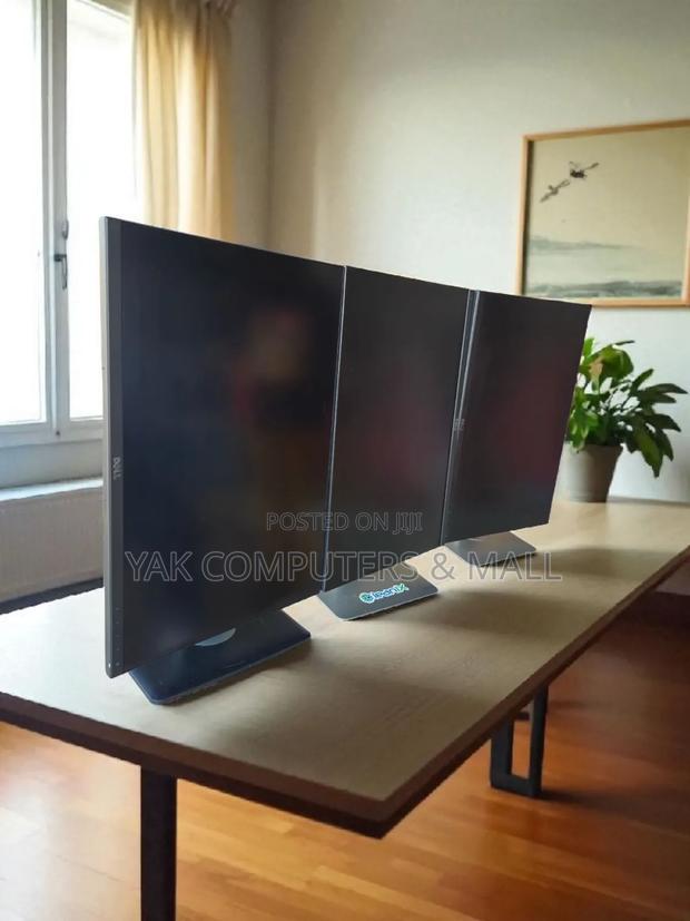 Dell 24 Inch Ultra Sharp FHD Bezeles Monitor 2hdmi,2dp,5usb · Photo 1
