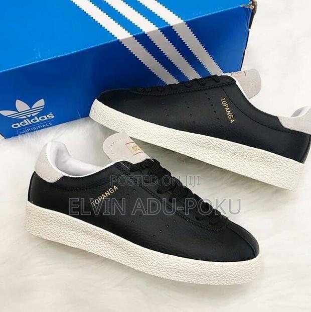 Topanga Core Black/ Off White Sole Sneakers. · Photo 2