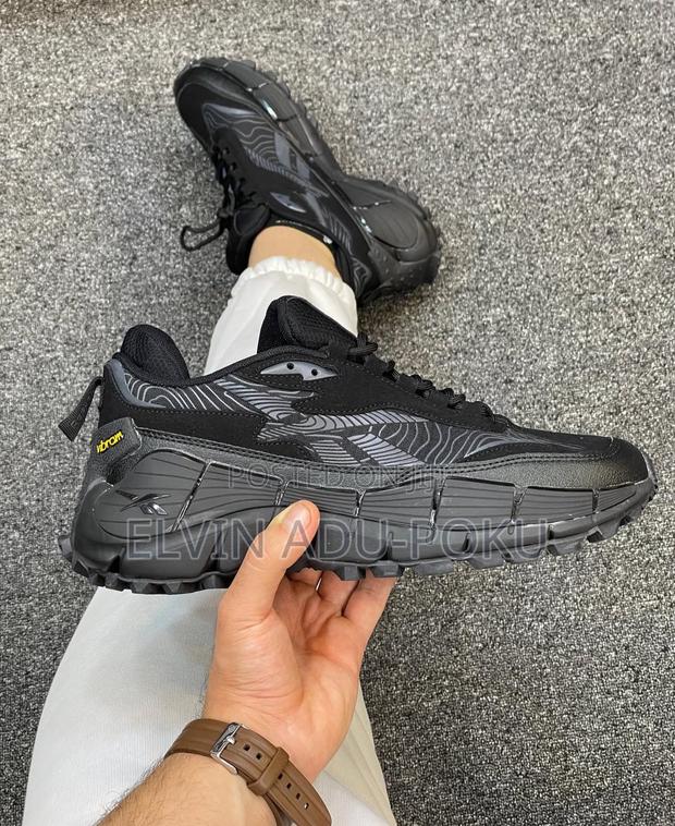 Reebok Zig Kinetica Edge In Different Colours , Swipe >>>>> · Photo 1