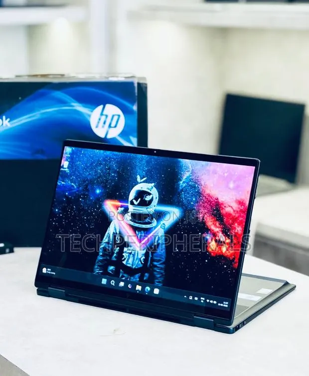 New Laptop HP OmniBook X Flip 16" 16GB Intel Core Ultra 7 SSD 1T · Photo 4
