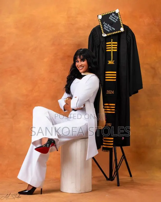 Handwoven Customize Graduation Sash · Photo 3