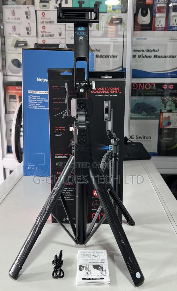 C17 Selfie Stick Ai Face Tracking Quadrapod Gimbal · Photo 4