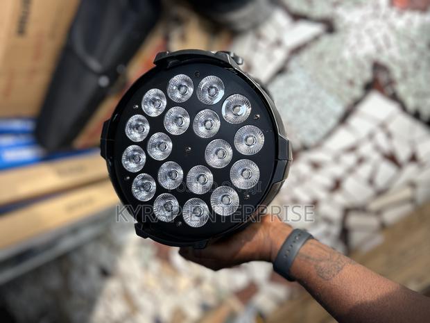 18 Par Stage Light · Photo 1