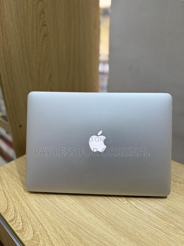 Laptop Apple MacBook Pro 8GB Intel Core i5 SSD 256GB · Photo 2