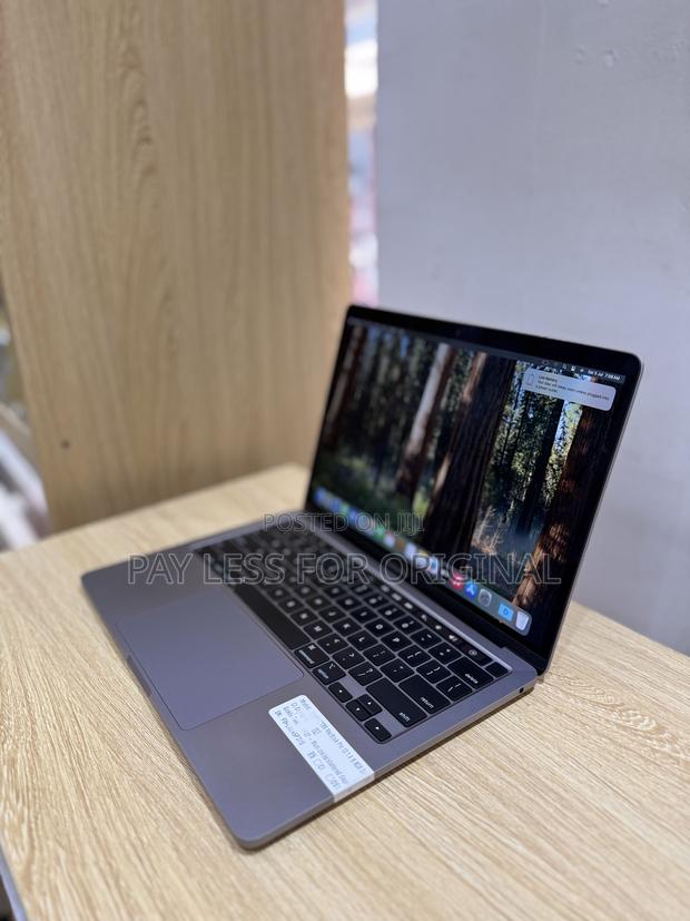 Laptop Apple MacBook Pro 2020 8GB Intel Core i5 SSD 256GB · Photo 3