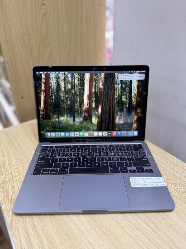 Laptop Apple MacBook Pro 2020 8GB Intel Core i5 SSD 256GB · Photo 1