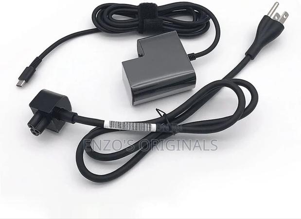 Hp Usb-C Charger 65watt Type-C Charger · Photo 2