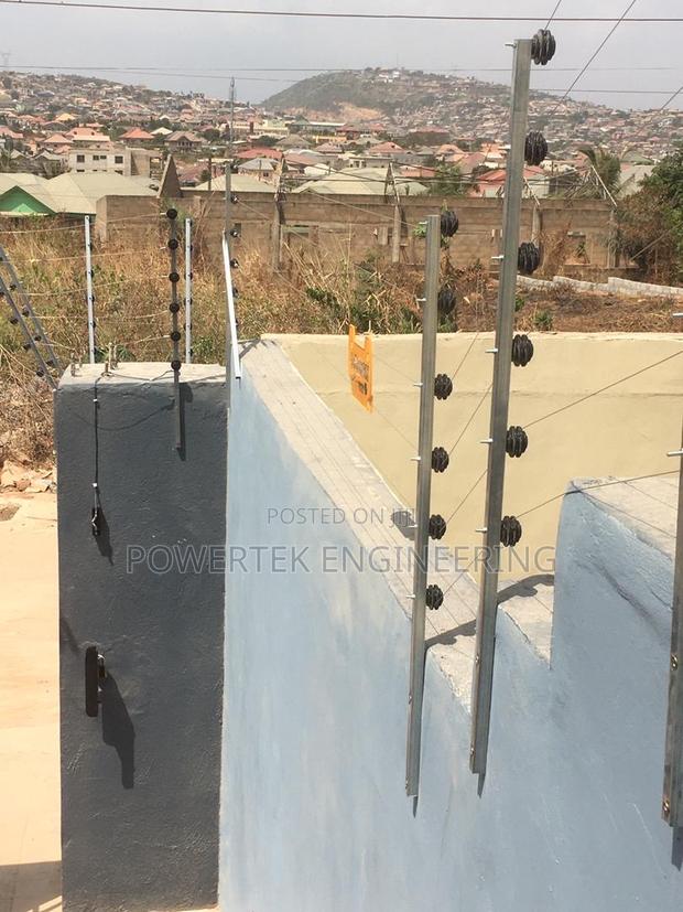 Electric Fence Installation · Photo 2