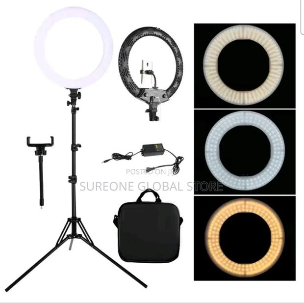 18-Inch Led Ring Light With Tripod · Photo 1