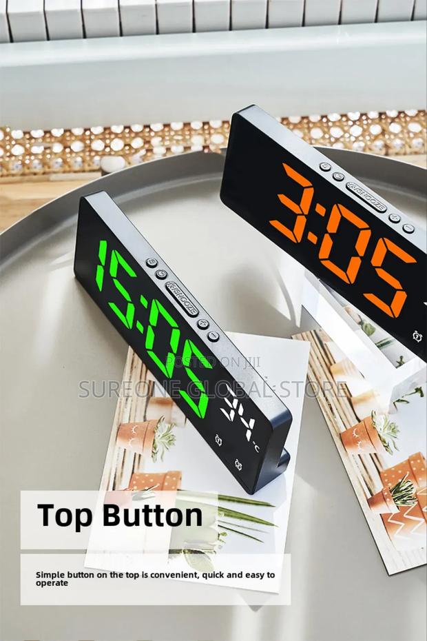 Voice Control Digital Alarm Clock · Photo 2