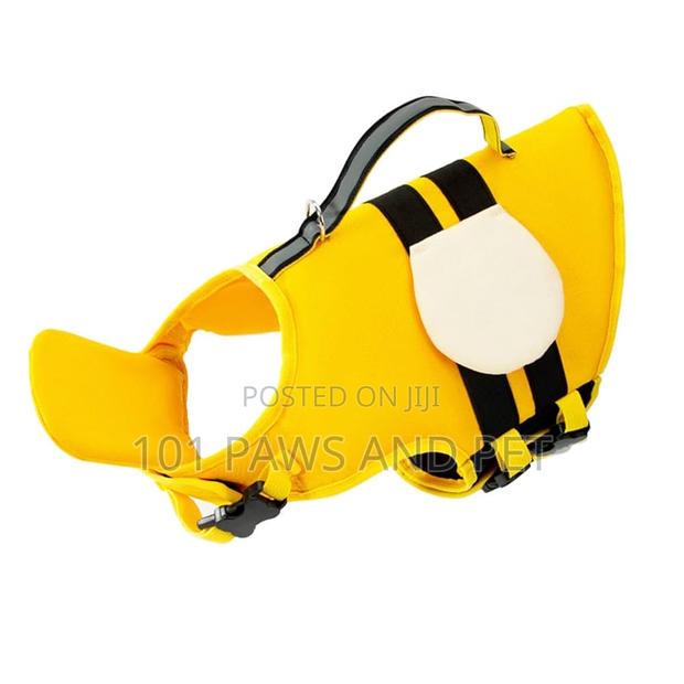 Reflective Dog Life Jacket · Photo 1