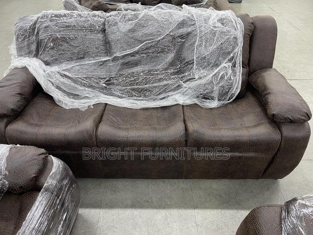 High Quality Leather Sofa Sets (3in1+2in1+1single) · Photo 3
