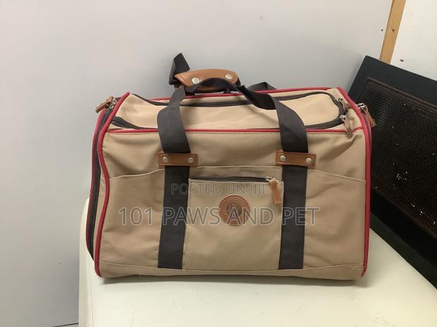 Sherpa Pet Carrier · Photo 2
