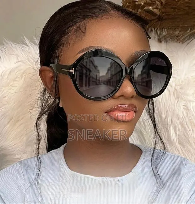 Ladies Fashion Sunglasses · Photo 1