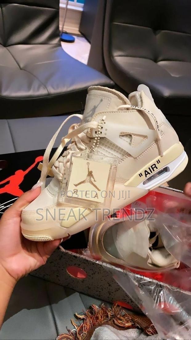 Jordan R4 Off White P Cream · Photo 1