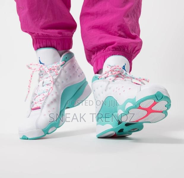 Jordan Air R13 White Green · Photo 2