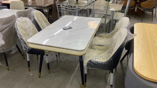 Mabel Dining Table · Photo 2