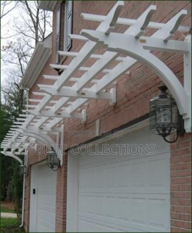 9 ×8 Automated Garage Door · Photo 1