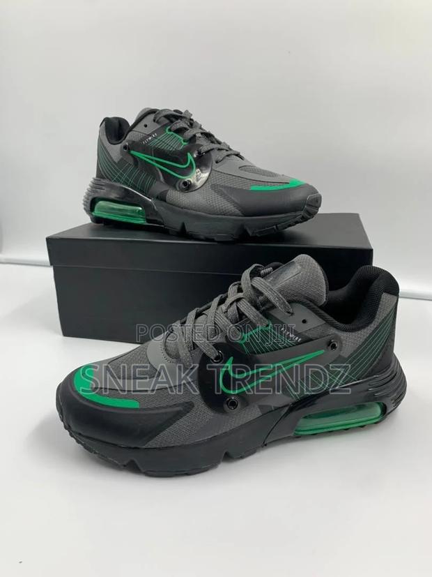 Nike Air Fly Wire Green Black · Photo 2