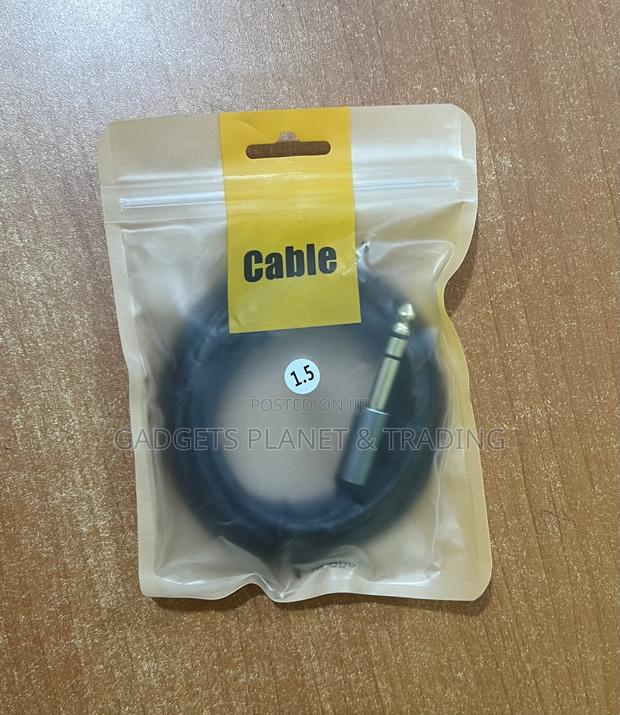 3.5mmtrs 1/8" Male to 6.35mm 1/4" Aux Cord - 1.5m · Photo 3