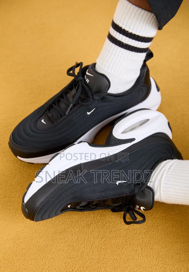 Air Nike Max Portal Black White · Photo 2