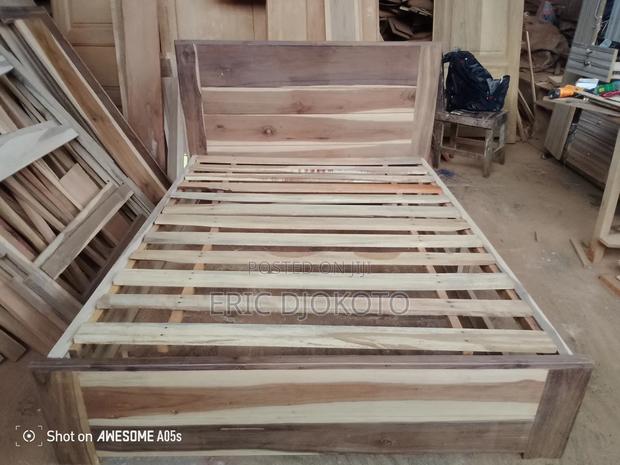 Double Bed 54*75 Inches · Photo 2