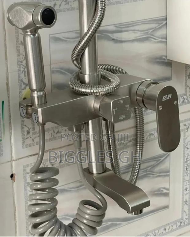 4 in 1 Shower - Executive 4in1 Shower · Photo 2