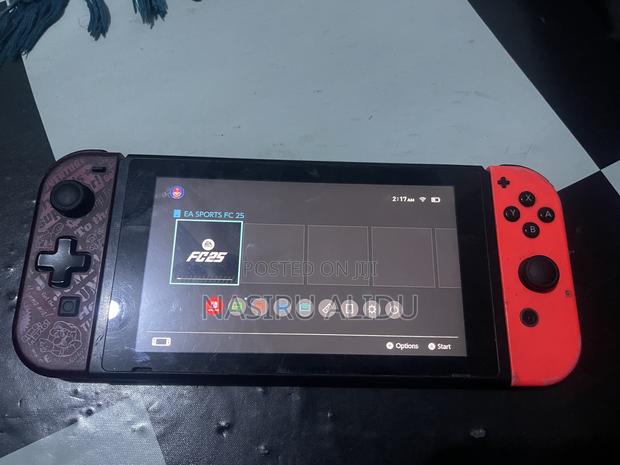 Nintendo Switch With Games Fc25 ,Frome Home · Photo 3