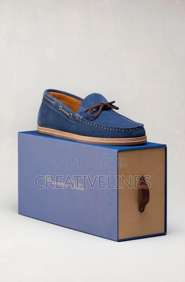 Stawboard Shoe Box · Photo 1