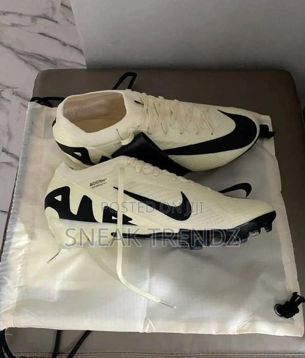 Nike Mercury Zoom Boot · Photo 1