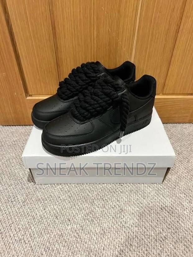 Nike Force Big Lace Black Cat · Photo 1