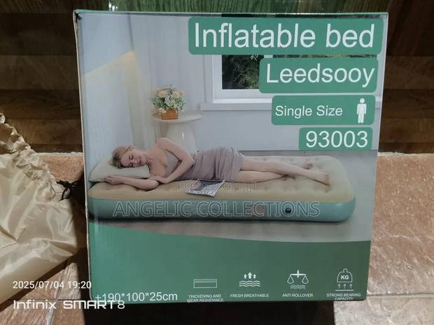Inflatable Bed Single Size · Photo 1