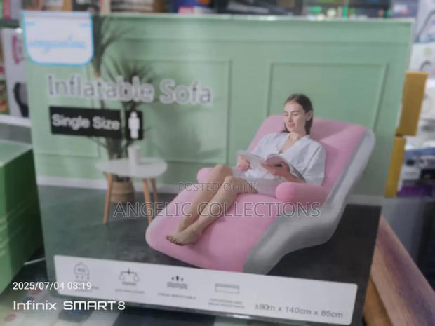 Inflatable Sofa · Photo 1