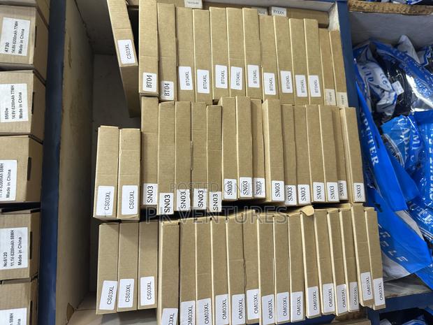 Internal Laptop Battery (From 280 to 400) · Photo 2