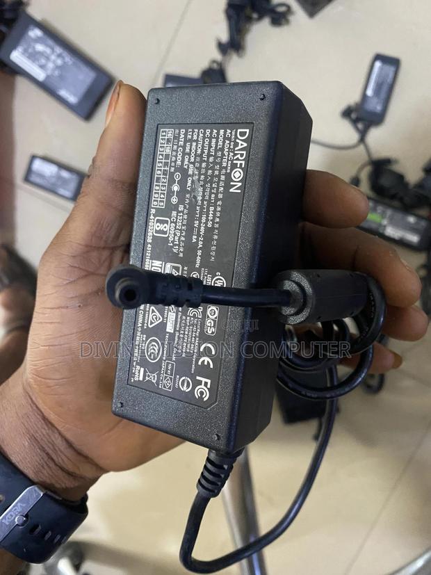 Darfon Adapter/Charger 5v—8a Model B44-50 · Photo 1