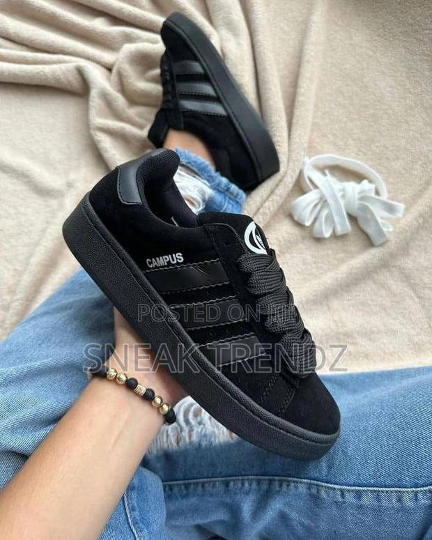 Adidas Campus D Black Suede · Photo 1