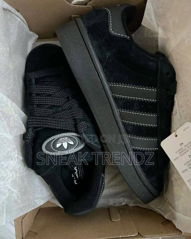 Adidas Campus D Black Suede · Photo 2