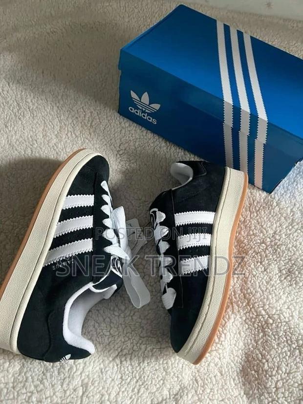 Adidas Campus Black Suede N White · Photo 2